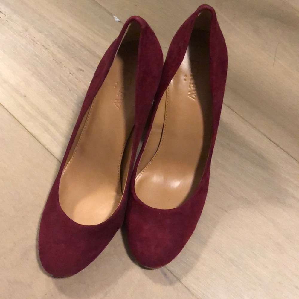Jcrew Suede burgundy pumps size 7.5